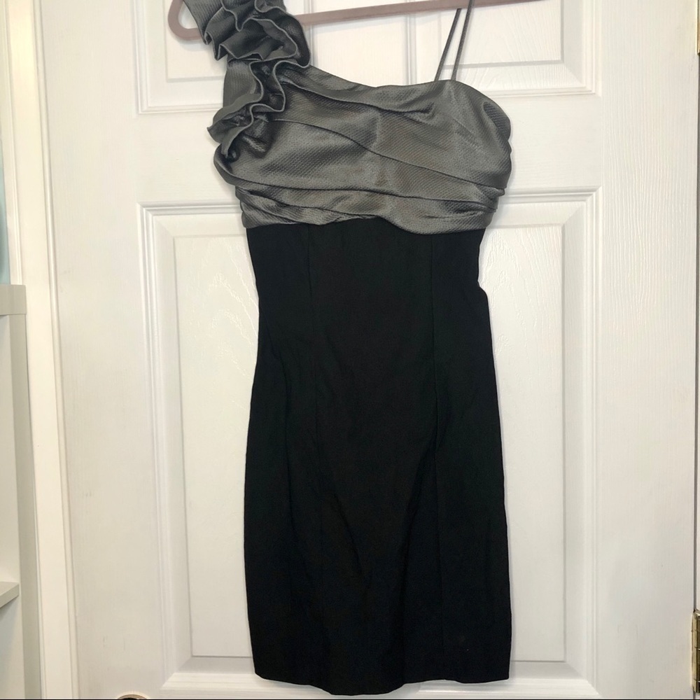 MYSTIC Ruffled One Shoulder Fitted Midi Dress